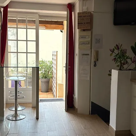 Goeland 1, Classé, Climatisé, Wifi Terrasse Ombragé De 12 M2 à 150 M De La Appartamento